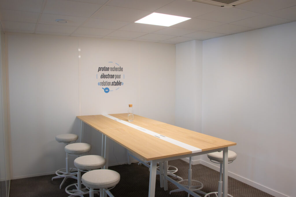 Locaux BIOMEDAL Saint-Étienne : espace de restauration